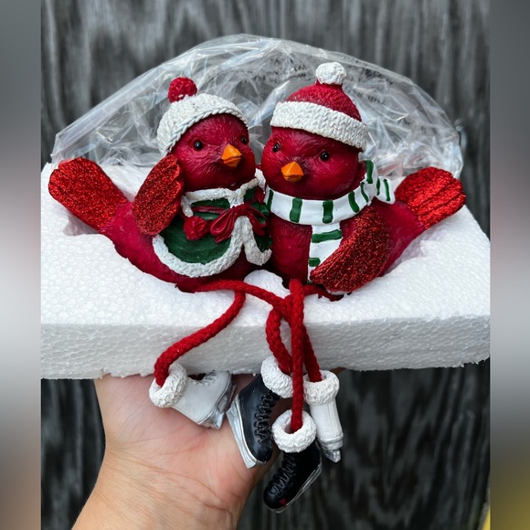 NWT Cracker Barrel cardinal couple sitter - Picture 1 of 12